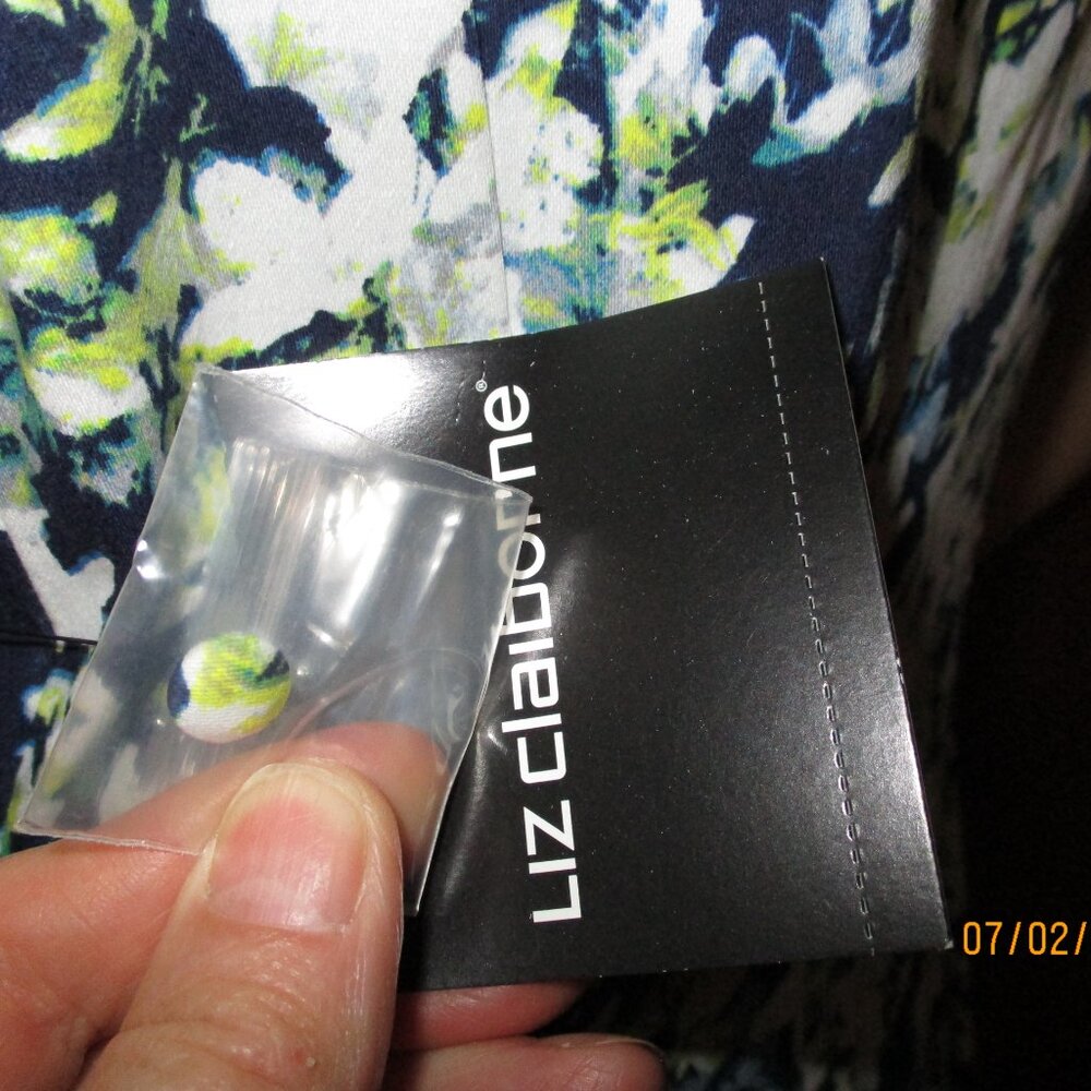 Liz Claiborne Sleeveless Dress - Picture 5 of 9